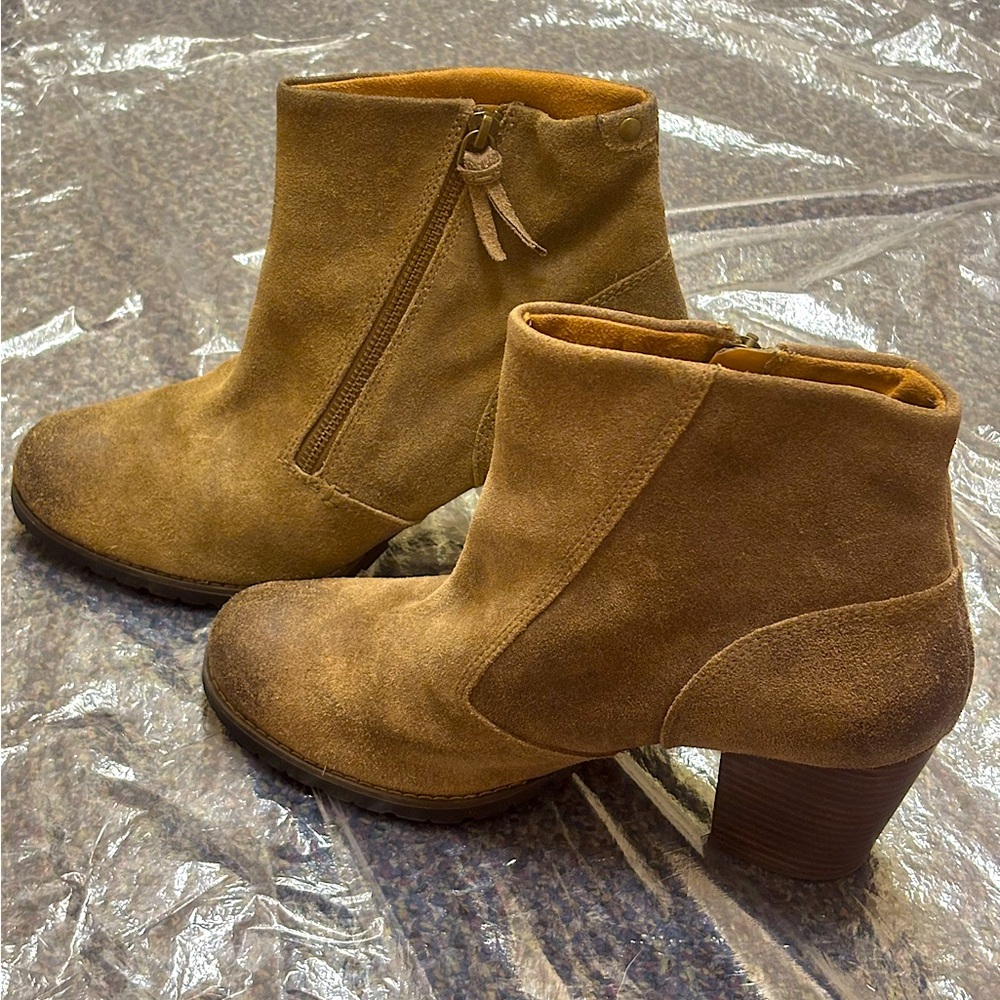 Clarks Brown Leather Ankle Boots Chunky Block Heel Size 9-EXCELLENT CONDITION!